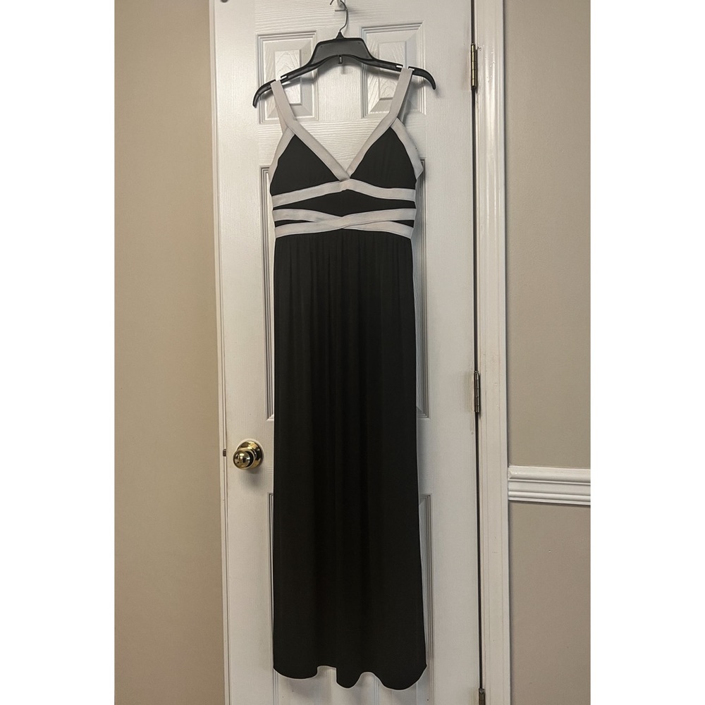 Sofia Vergara Black White Maxi Evening Formal Dress Sundress Medium